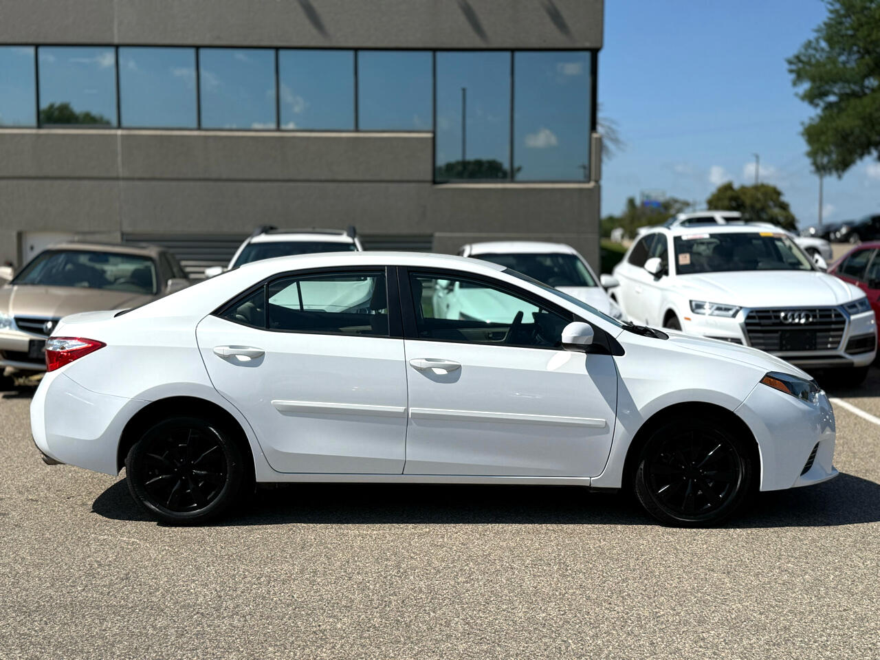 2015 Toyota Corolla L photo 5