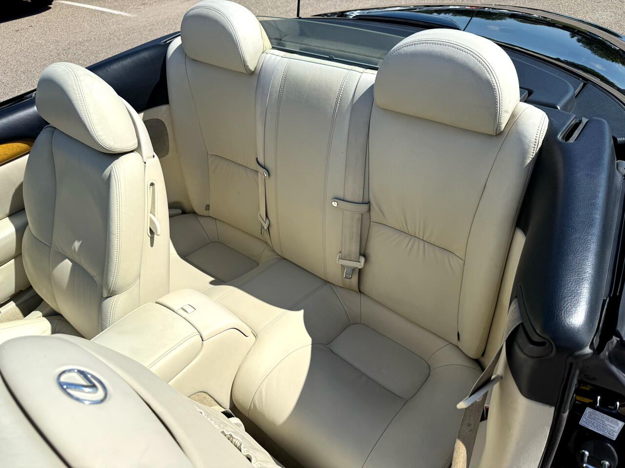 2004 Lexus SC 430 photo 16