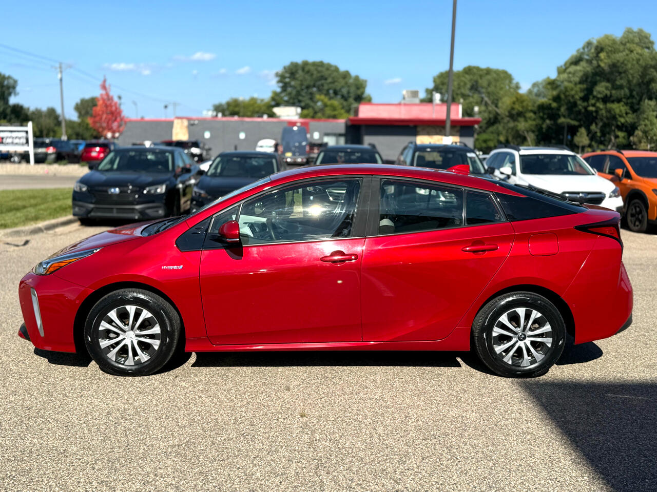 2020 Toyota Prius LE AWD-e photo 2