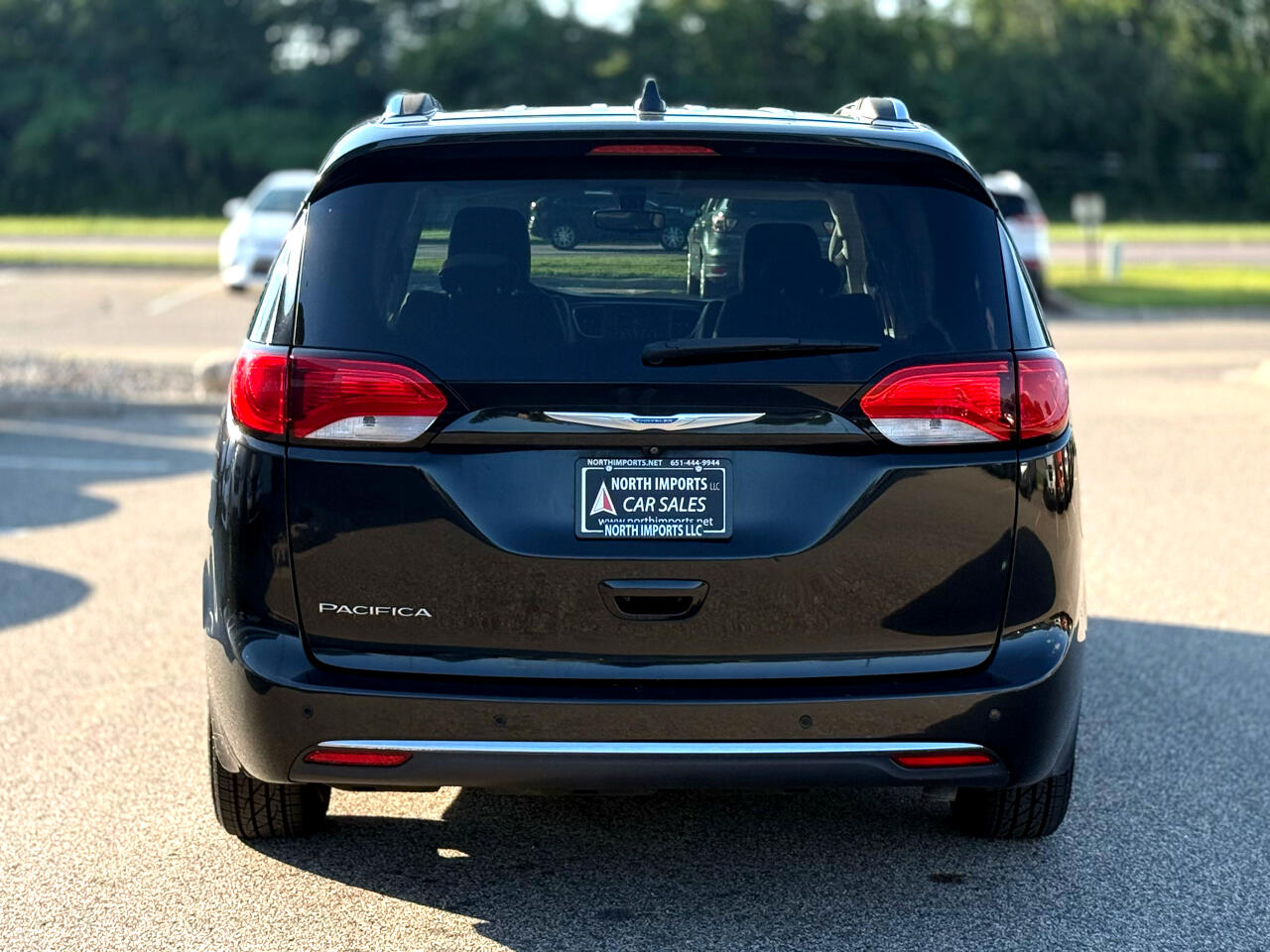 2018 Chrysler Pacifica Touring L photo 4