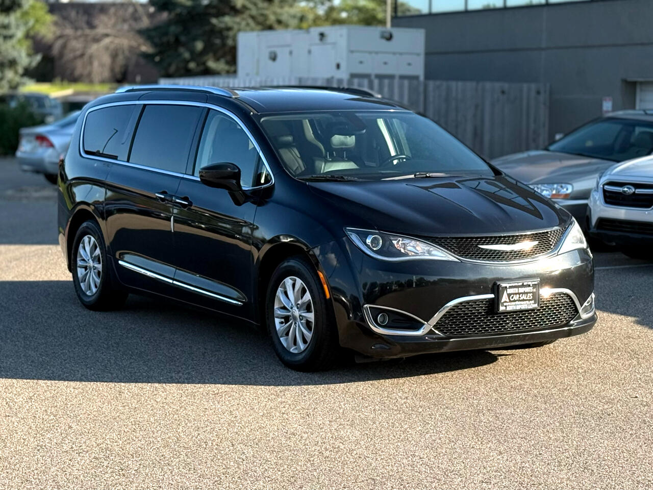 2018 Chrysler Pacifica Touring L photo 7