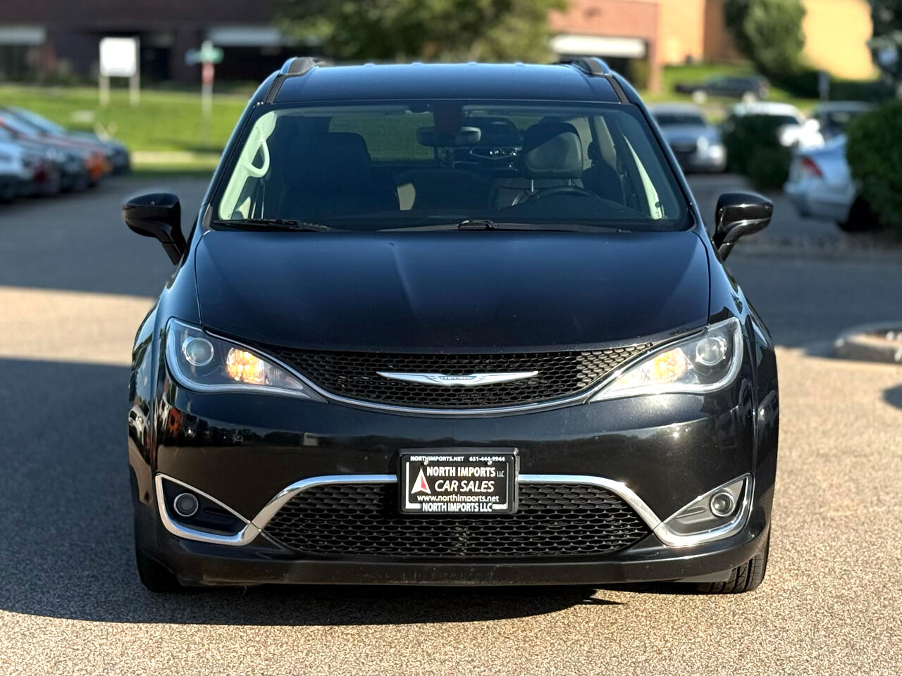 2018 Chrysler Pacifica Touring L photo 8