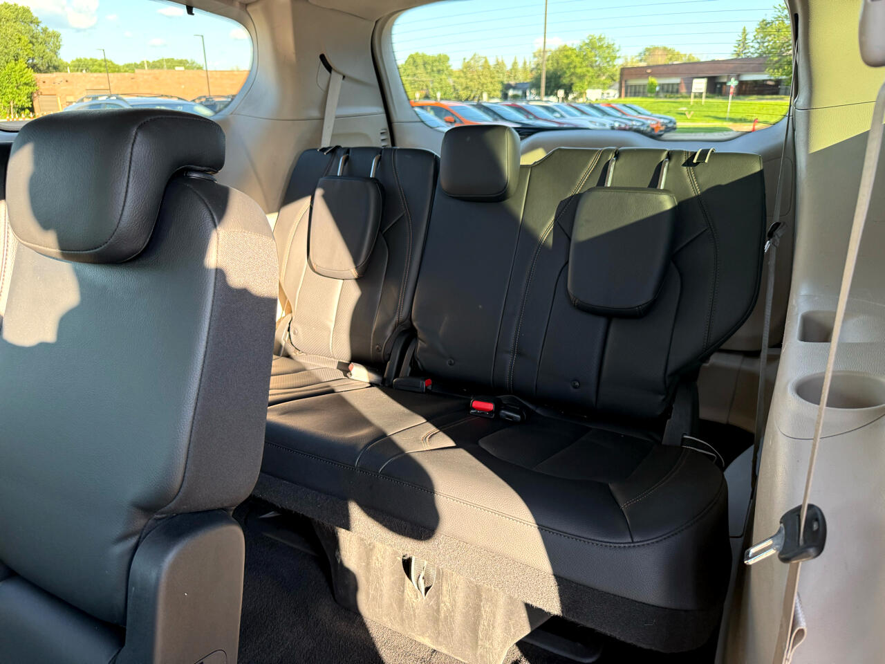 2018 Chrysler Pacifica Touring L photo 25