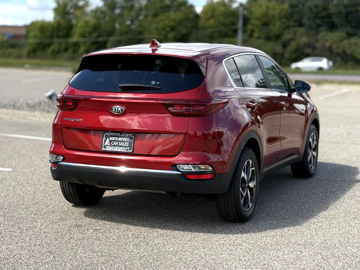 2022 Kia Sportage LX photo 2