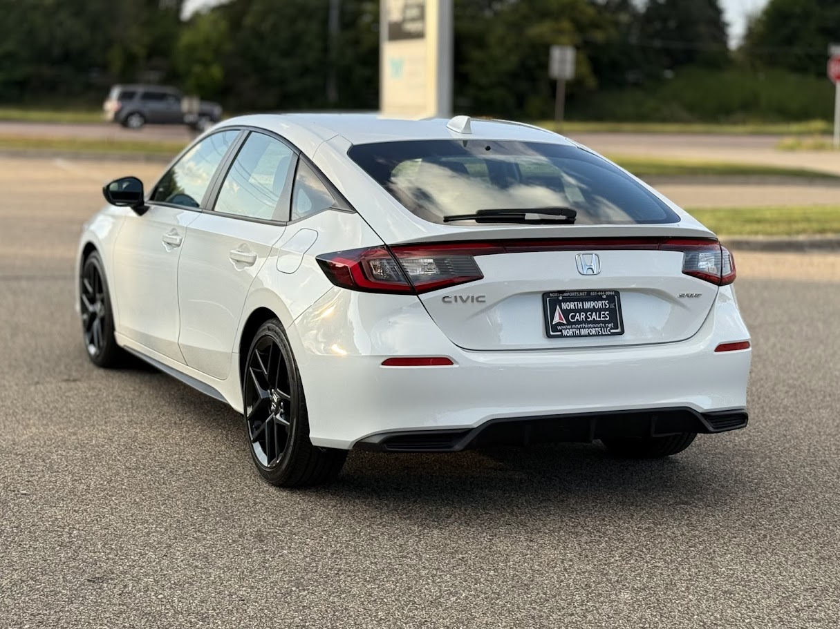 2023 Honda Civic Sport Hatchback photo 2