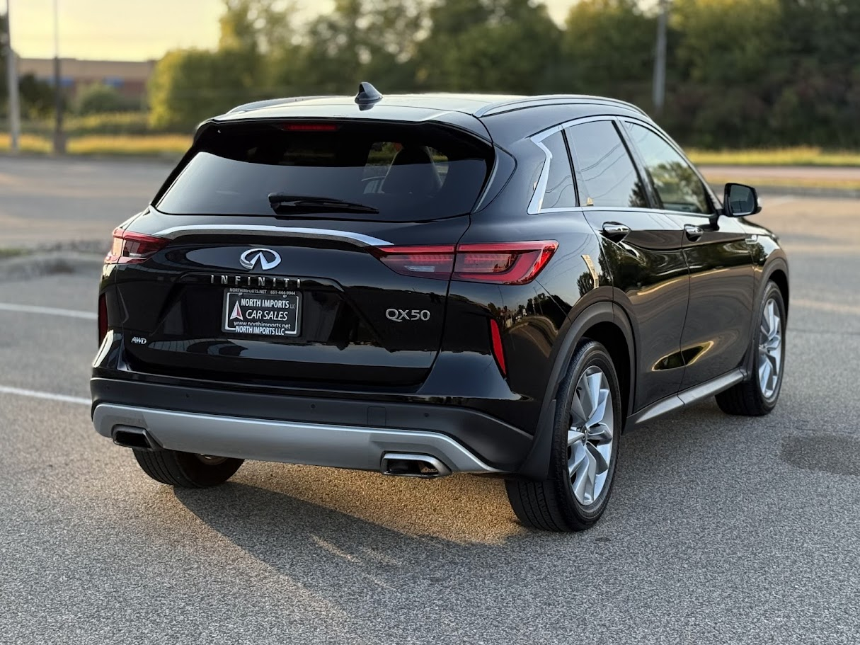 2021 Infiniti QX50 Luxe AWD photo 4