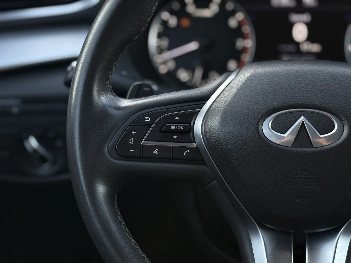 2021 Infiniti QX50 Luxe AWD photo 13