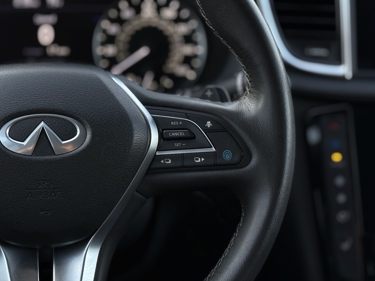2021 Infiniti QX50 Luxe AWD photo 15