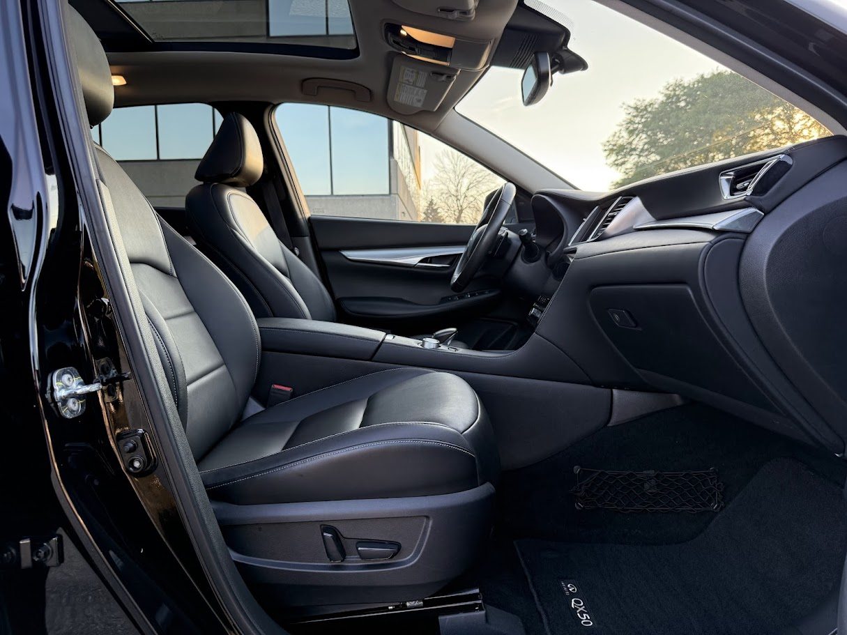 2021 Infiniti QX50 Luxe AWD photo 22