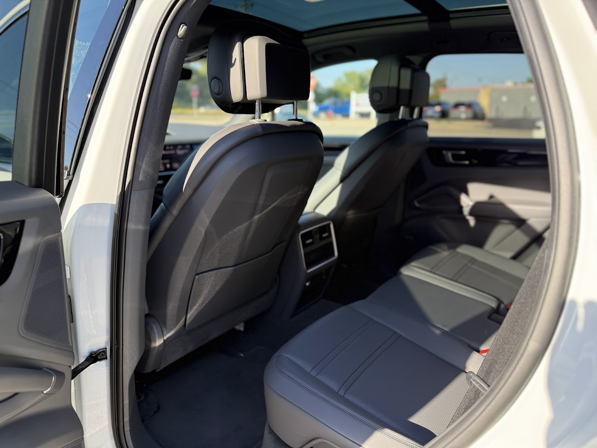 Porsche Cayenne Base 2021