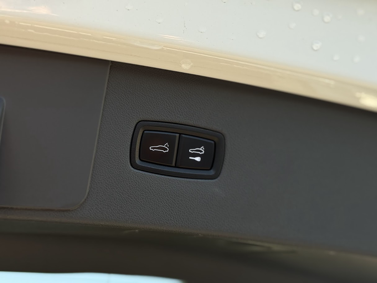 Porsche Cayenne Base 2021