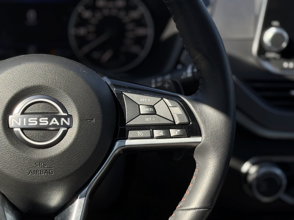 2024 Nissan Altima 2.5 SR photo 13