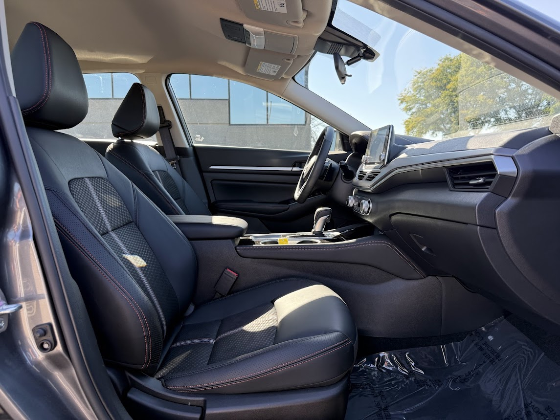 2024 Nissan Altima 2.5 SR photo 18