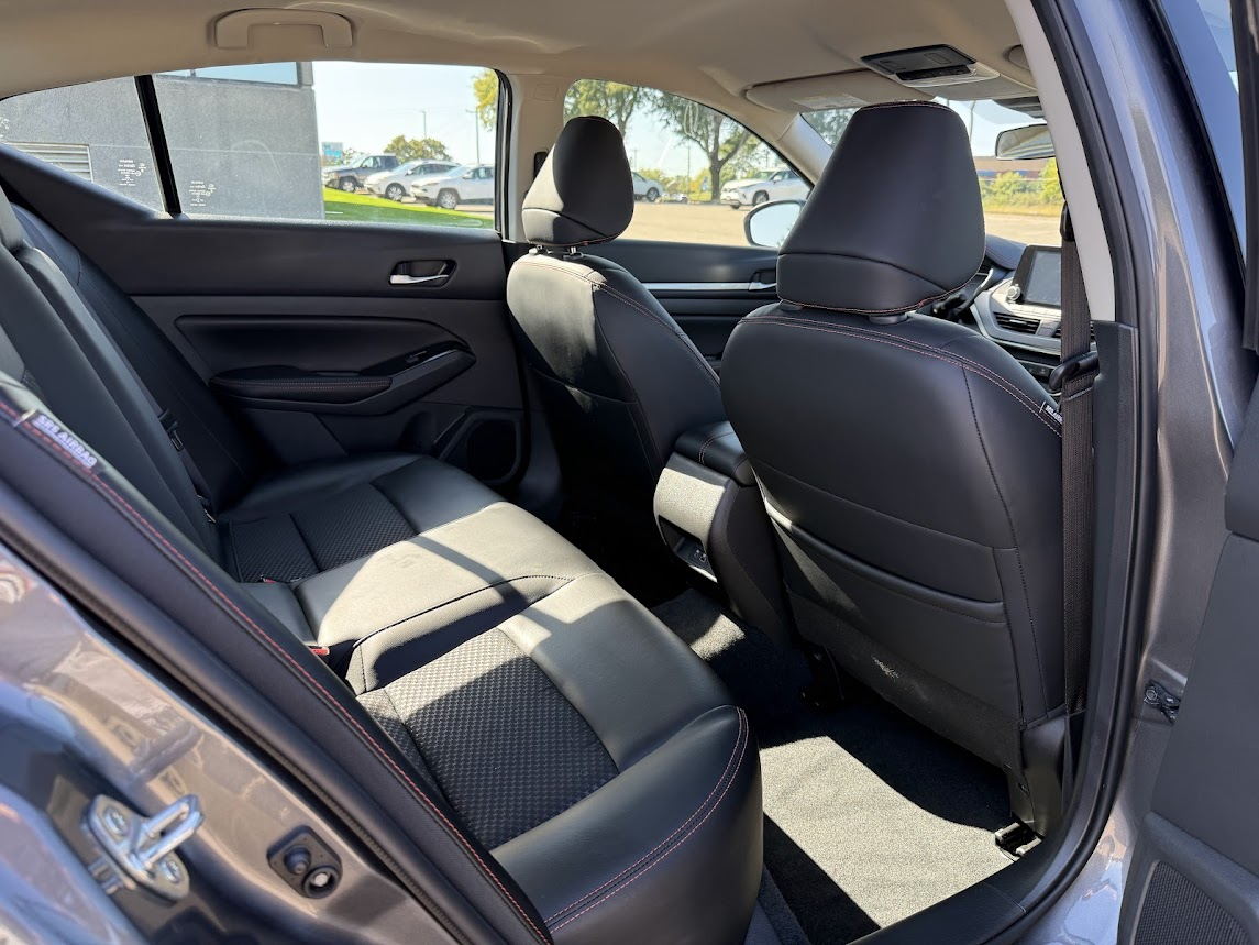 2024 Nissan Altima 2.5 SR photo 19