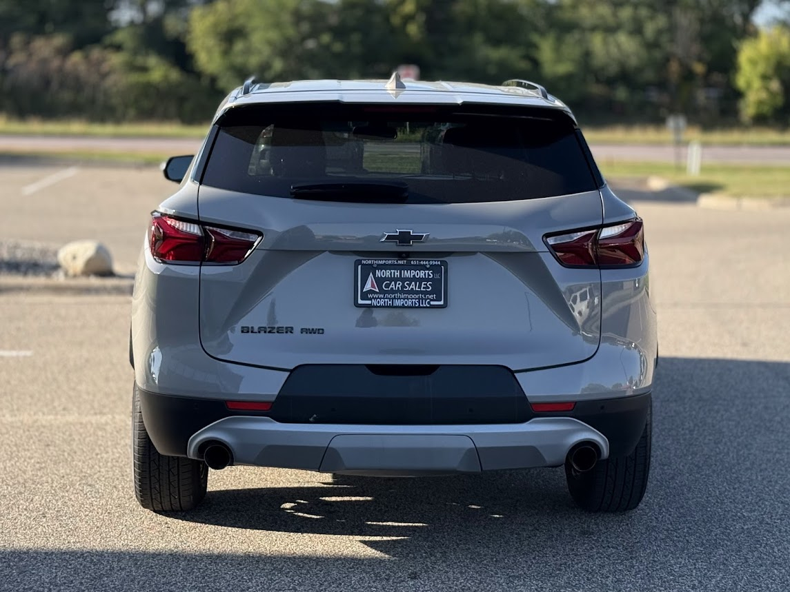 2021 Chevrolet Blazer 2LT photo 3