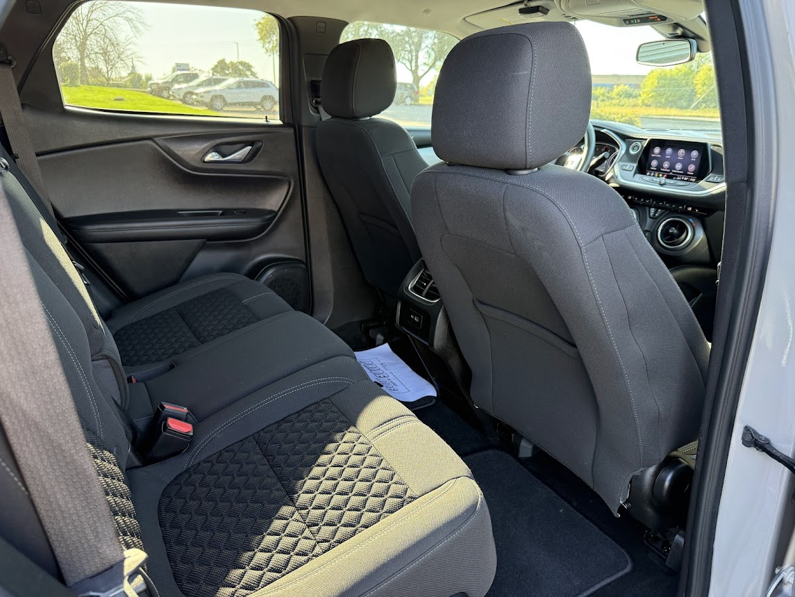 2021 Chevrolet Blazer 2LT photo 21