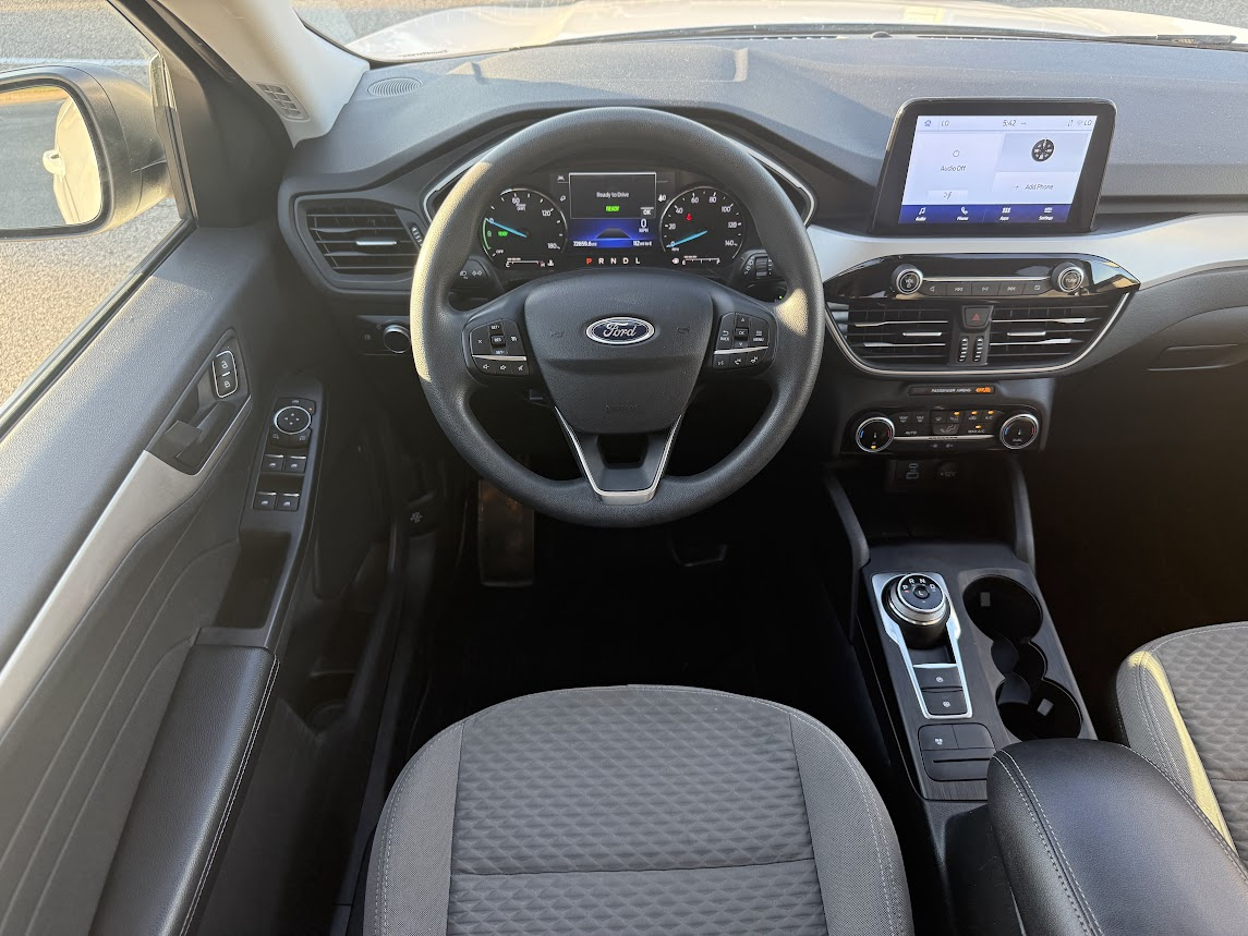 2022 Ford Escape Hybrid SE photo 8