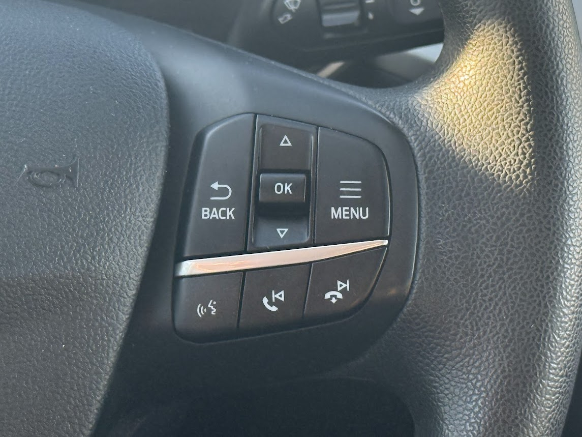 2022 Ford Escape Hybrid SE photo 11