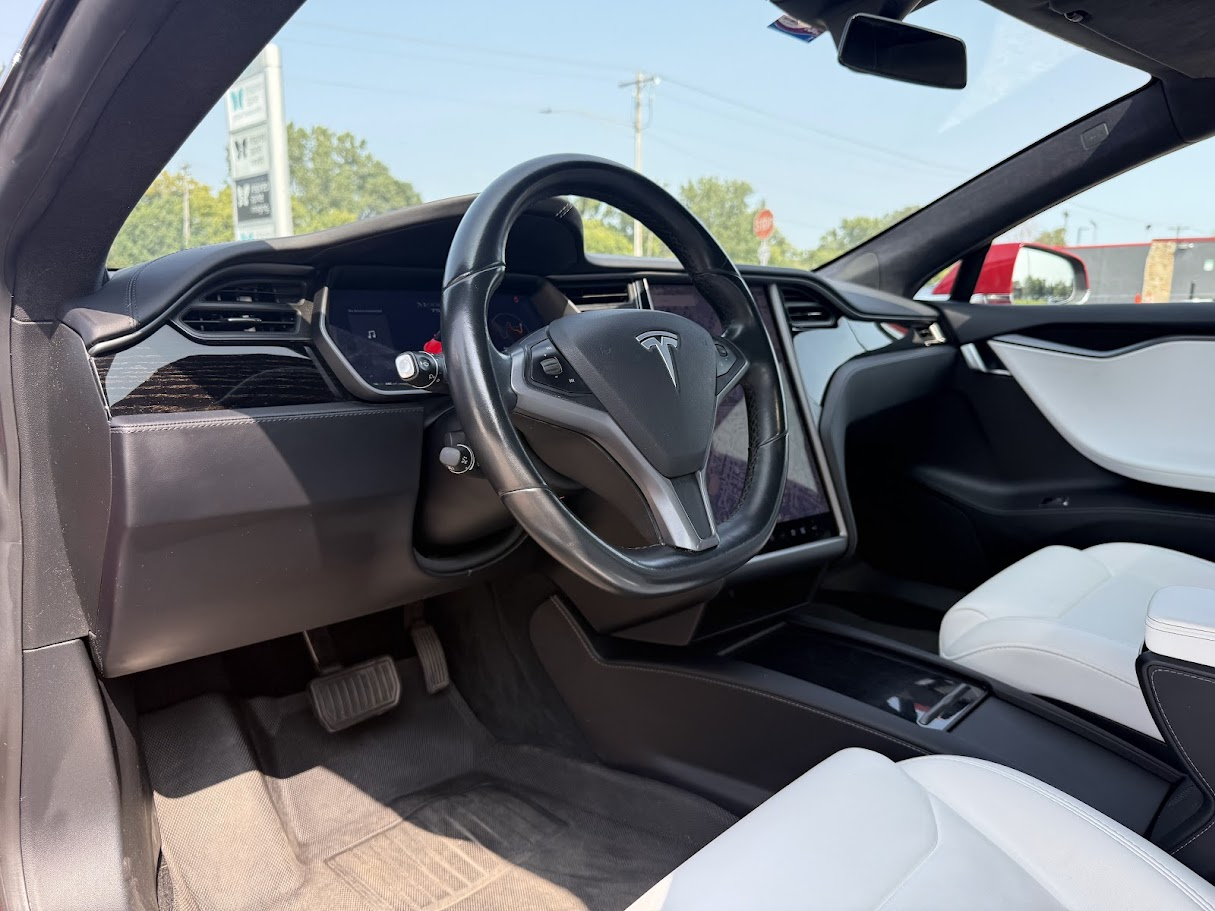 2018 Tesla Model S 75D AWD photo 10