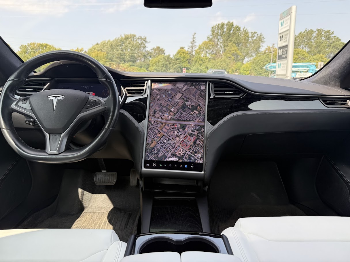 2018 Tesla Model S 75D AWD photo 15