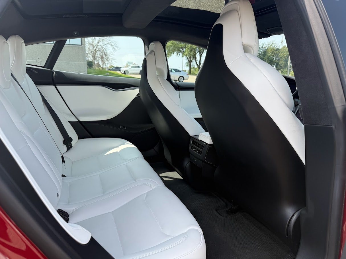 2018 Tesla Model S 75D AWD photo 21