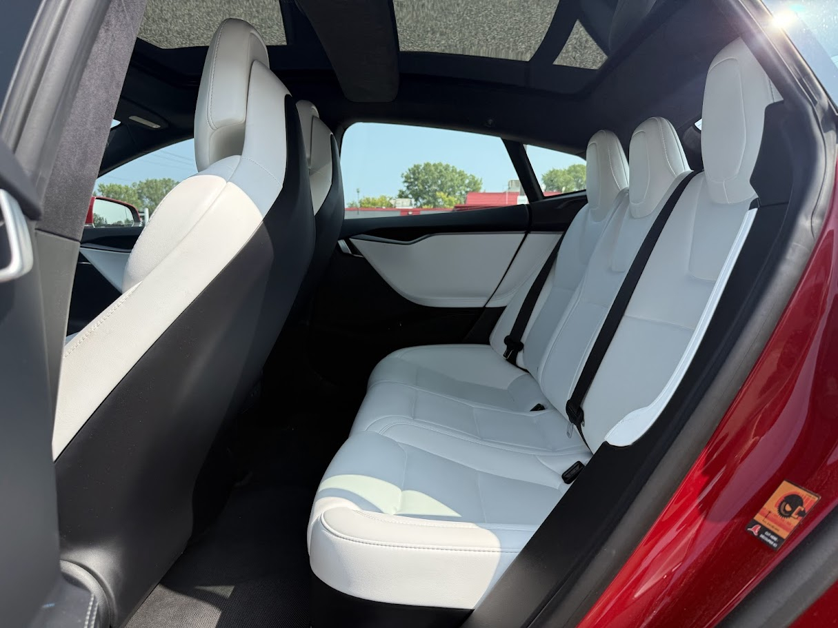 2018 Tesla Model S 75D AWD photo 24