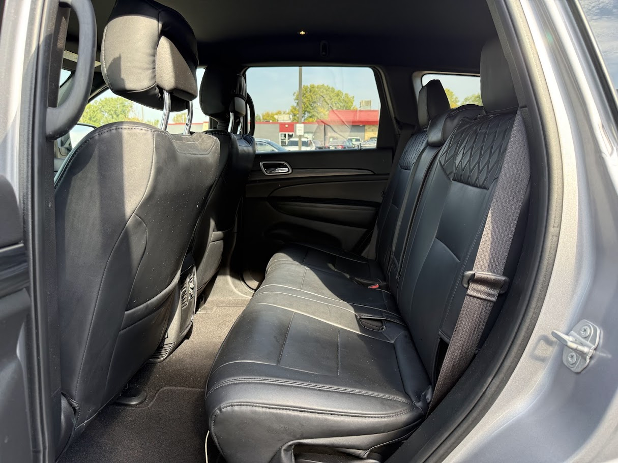 2019 Jeep Grand Cherokee Laredo photo 20