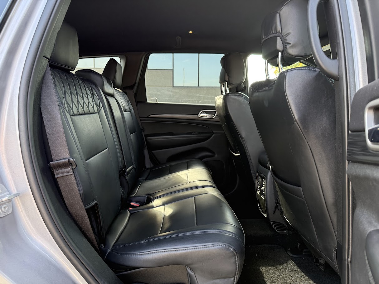 2019 Jeep Grand Cherokee Laredo photo 22