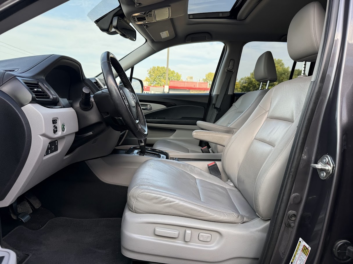 2019 Honda Ridgeline RTL-E photo 9