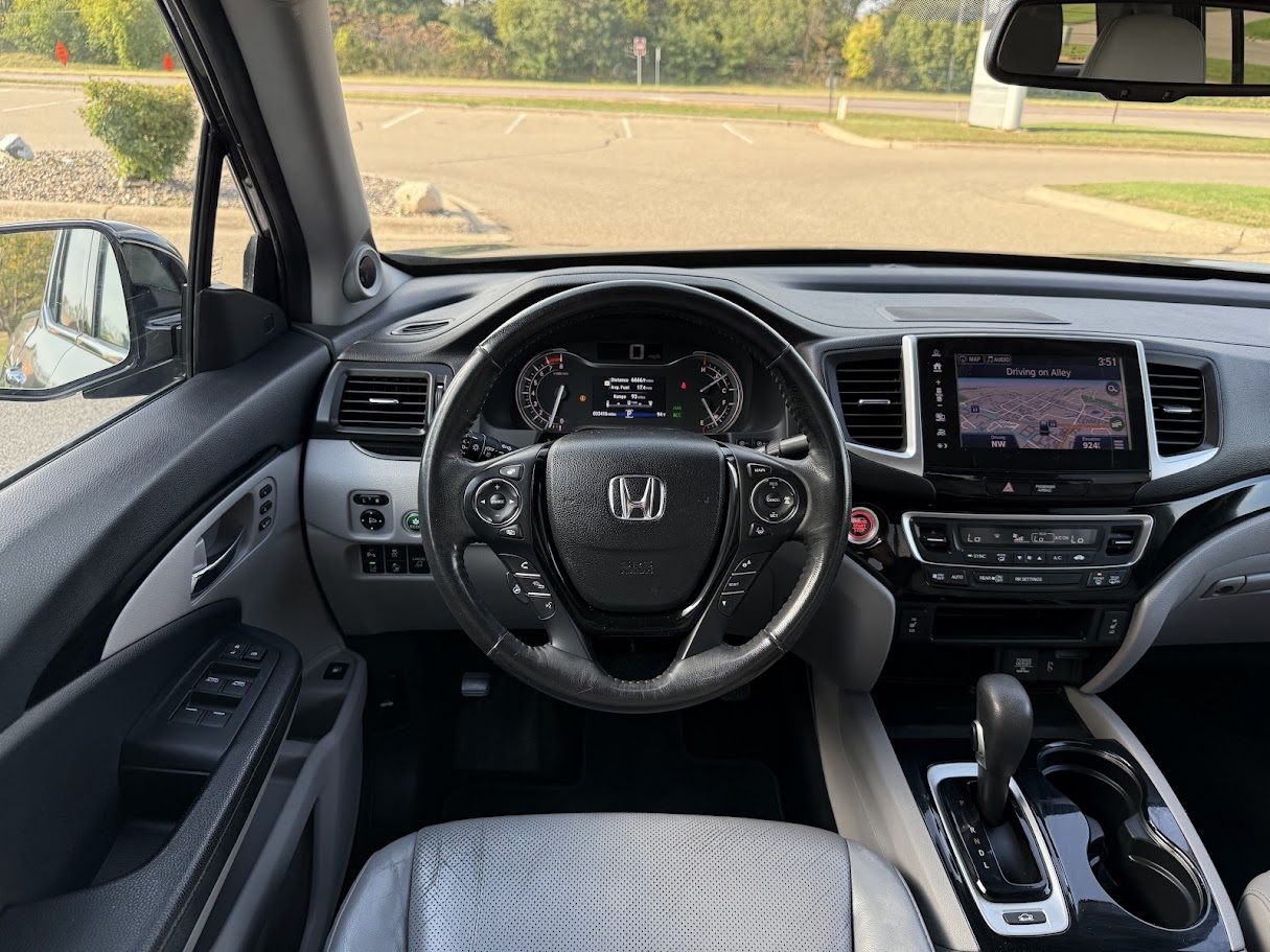 2019 Honda Ridgeline RTL-E photo 12
