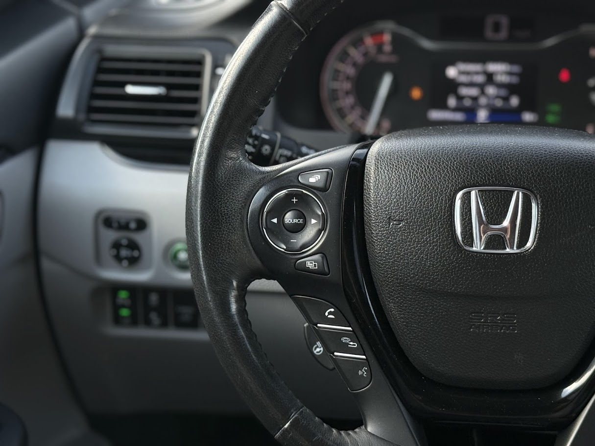 2019 Honda Ridgeline RTL-E photo 13
