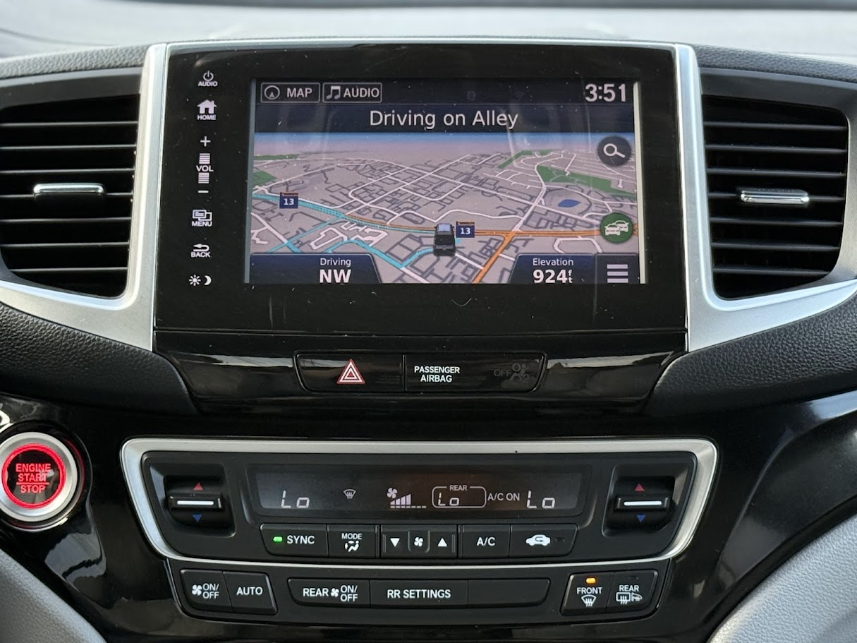 2019 Honda Ridgeline RTL-E photo 17