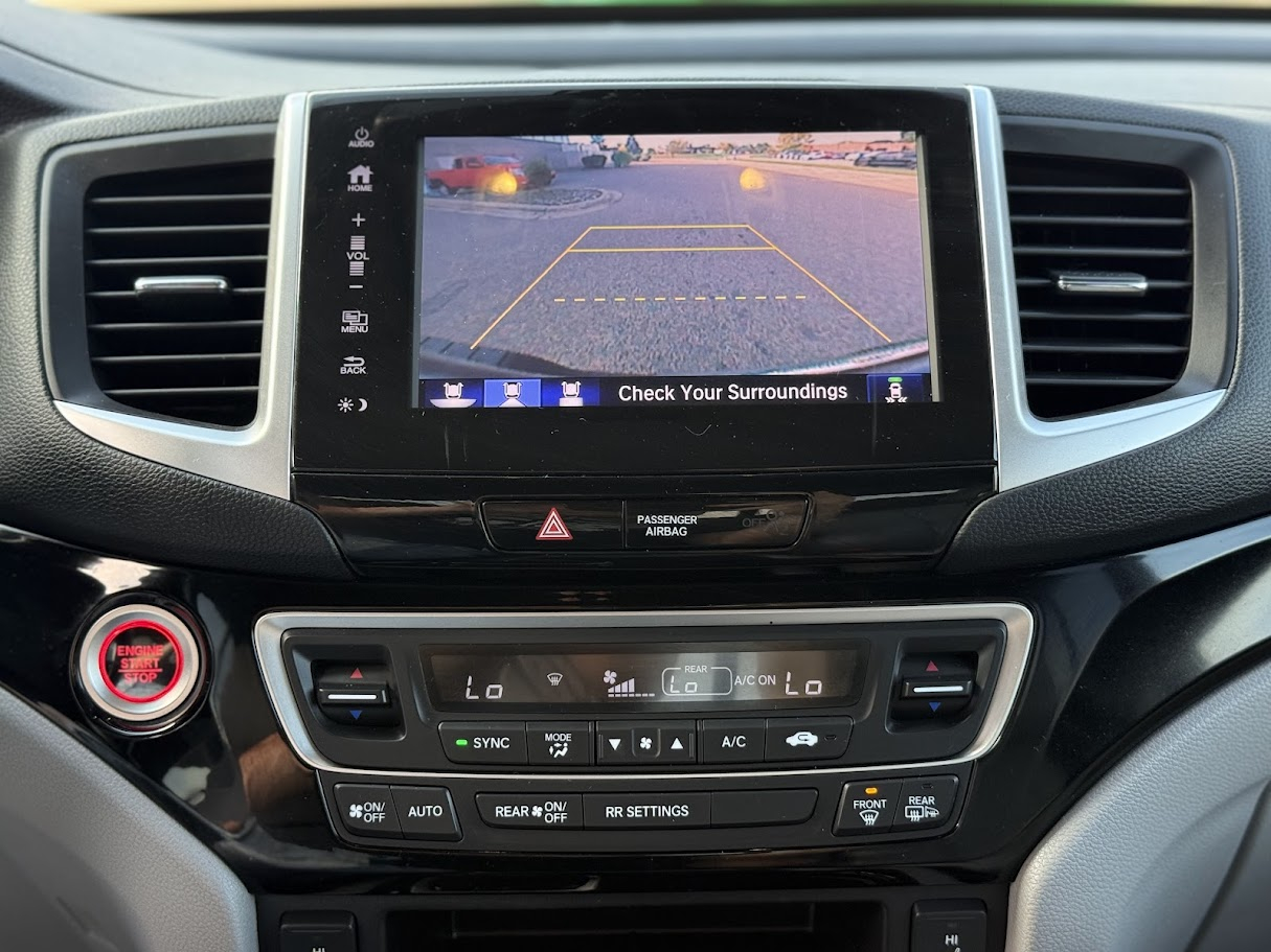 2019 Honda Ridgeline RTL-E photo 18