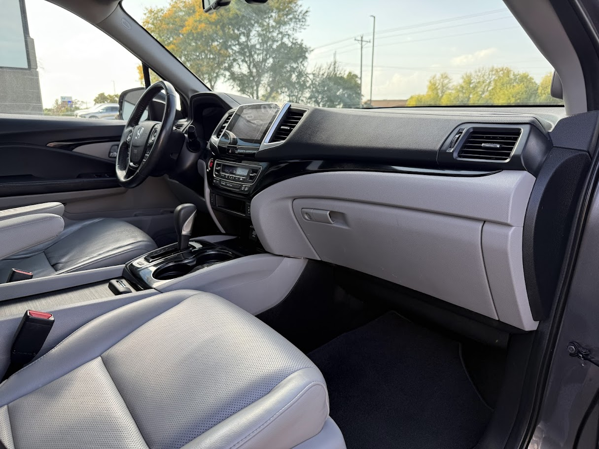 2019 Honda Ridgeline RTL-E photo 21