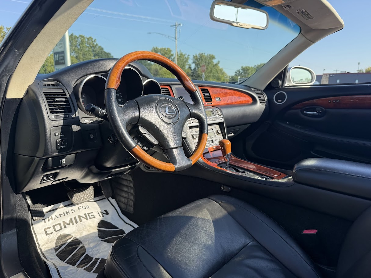 2002 Lexus SC 430 photo 10