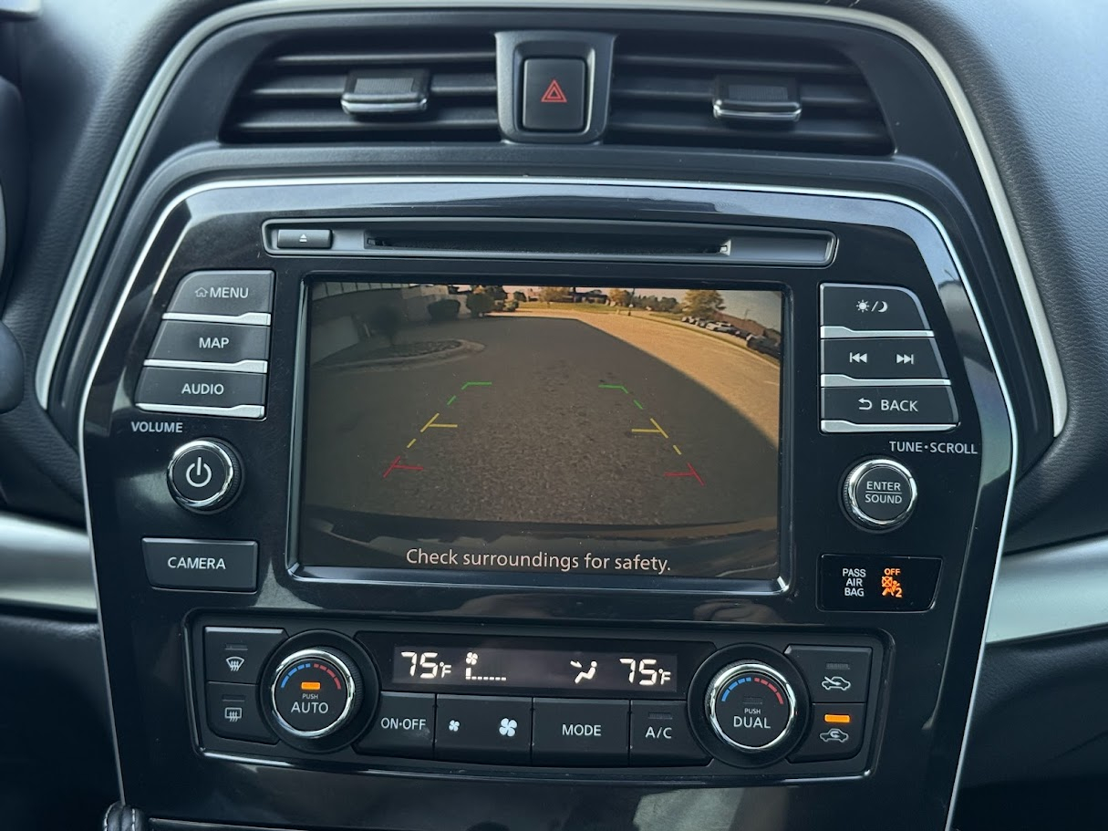 2021 Nissan Maxima SV photo 16