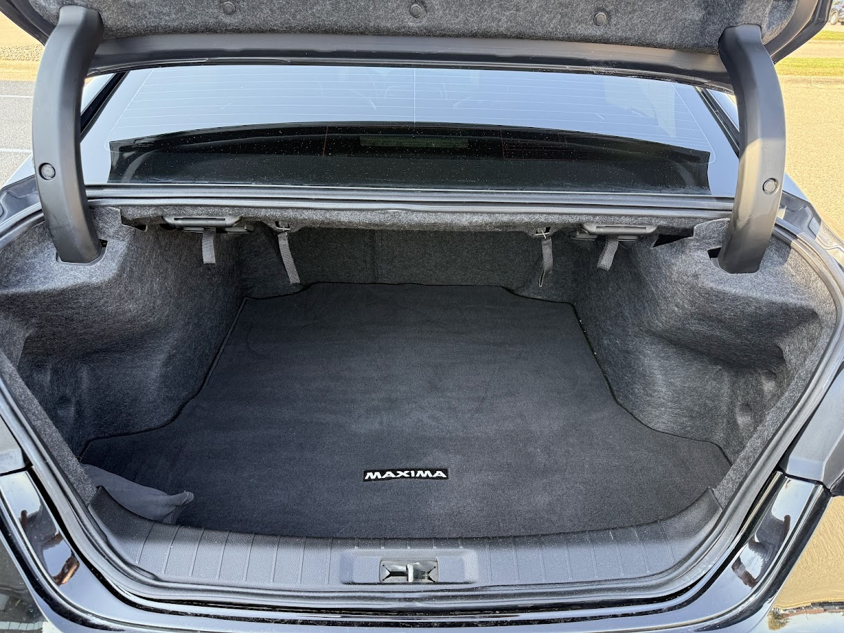 2021 Nissan Maxima SV photo 21