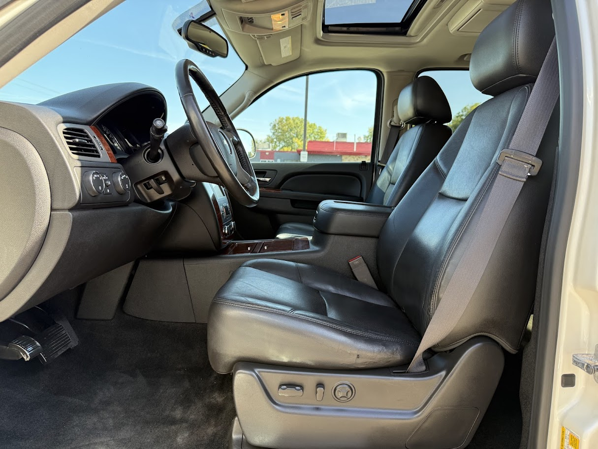2013 Chevrolet Tahoe LTZ photo 8