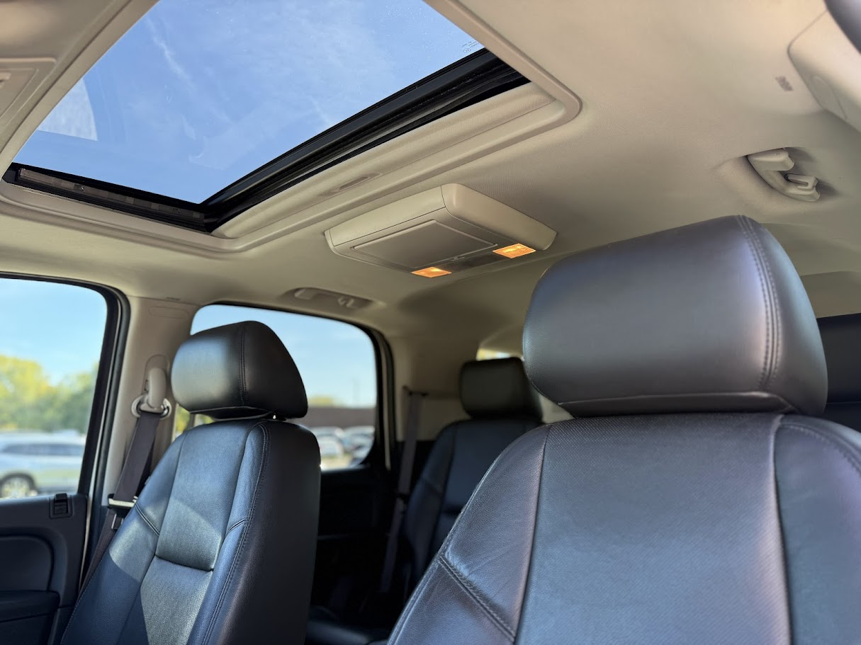 2013 Chevrolet Tahoe LTZ photo 9