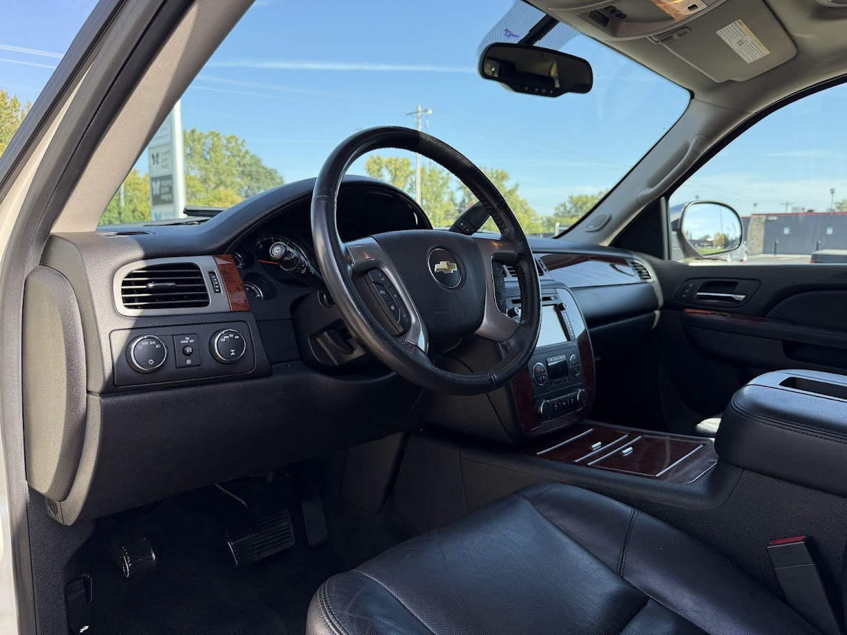 2013 Chevrolet Tahoe LTZ photo 10