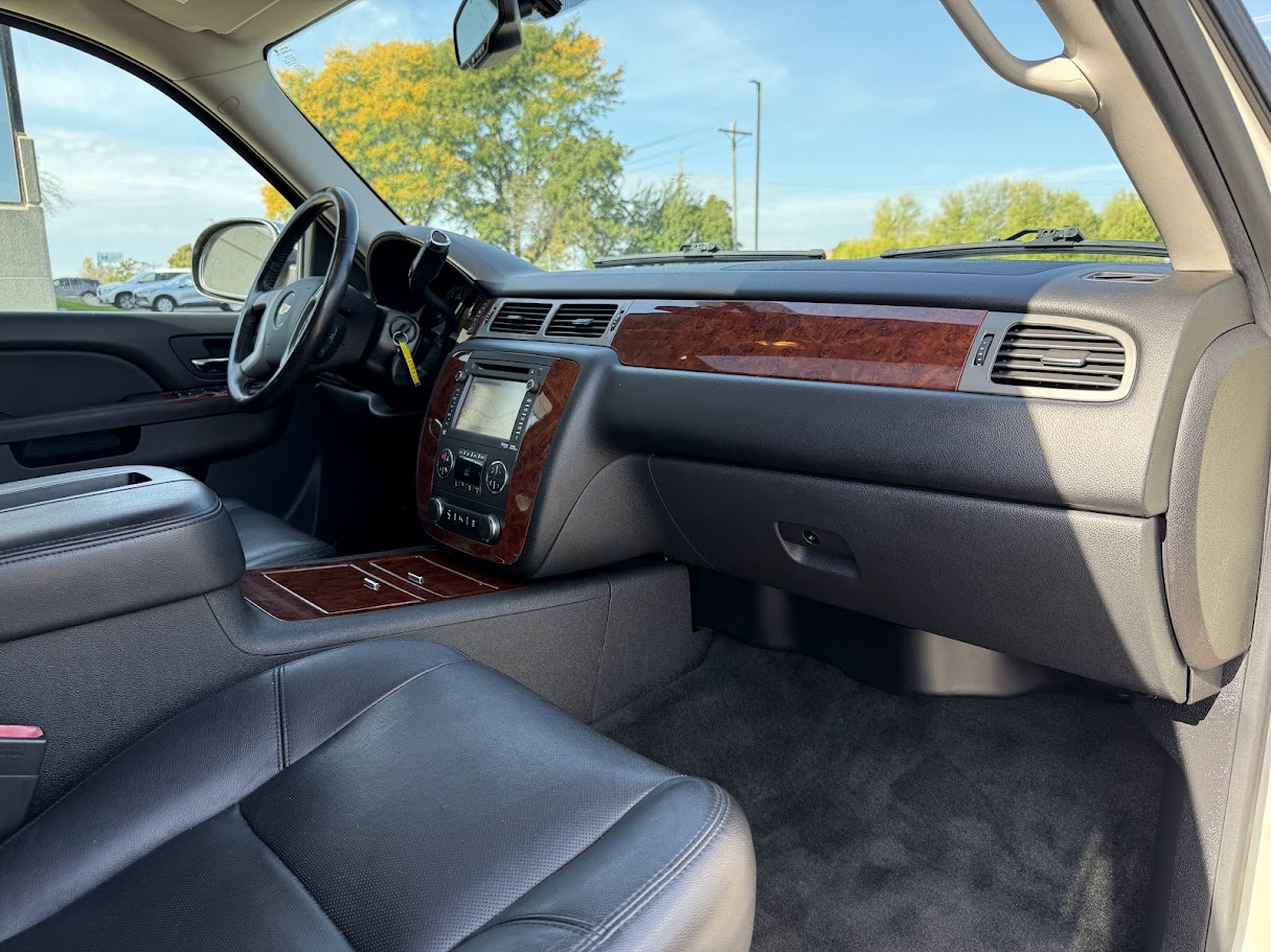 2013 Chevrolet Tahoe LTZ photo 18