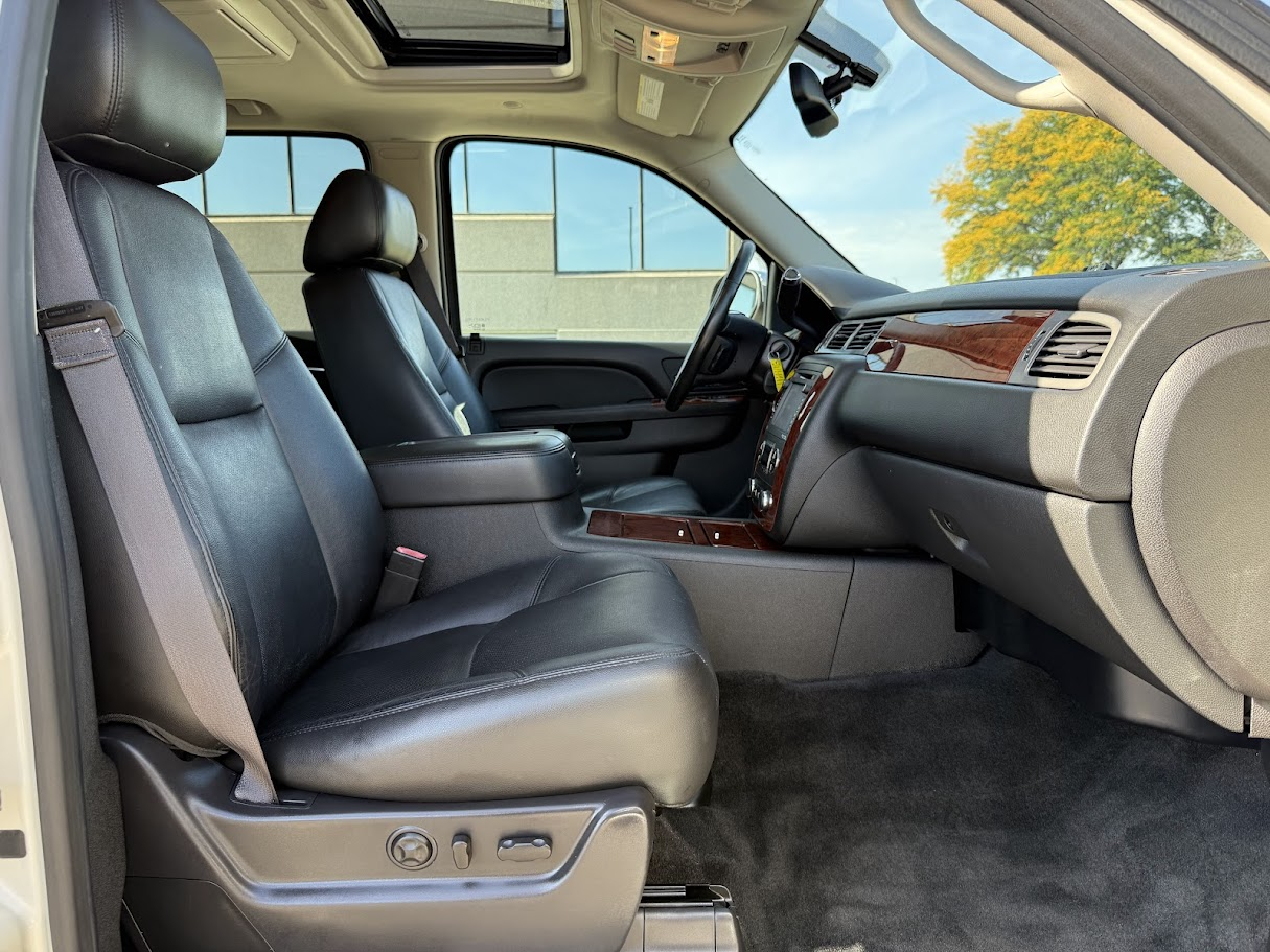 2013 Chevrolet Tahoe LTZ photo 19
