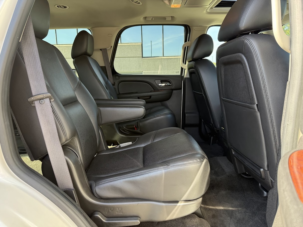2013 Chevrolet Tahoe LTZ photo 24