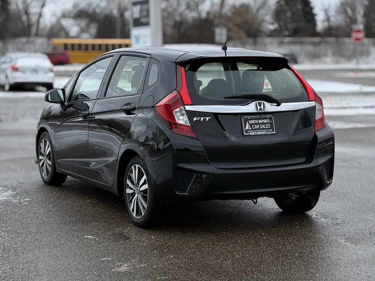 2016 Honda Fit EX photo 2