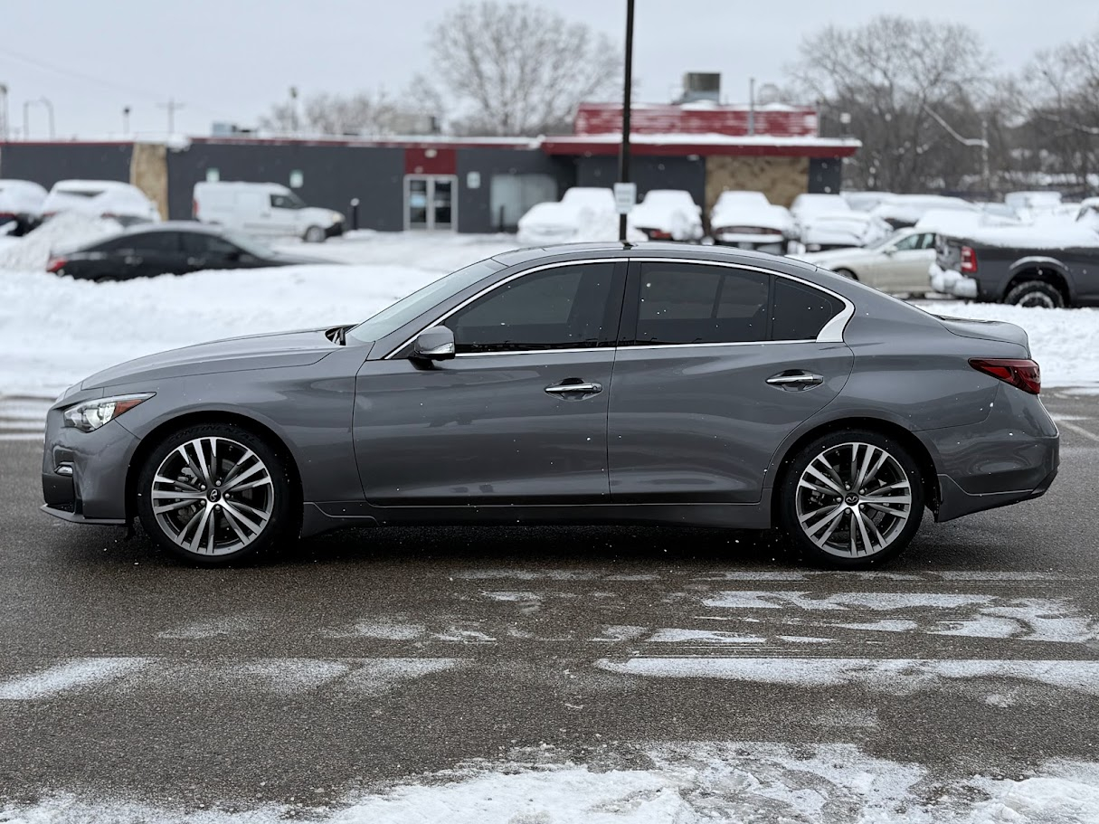 Infiniti Q50 3.0t SENSORY AWD 2022