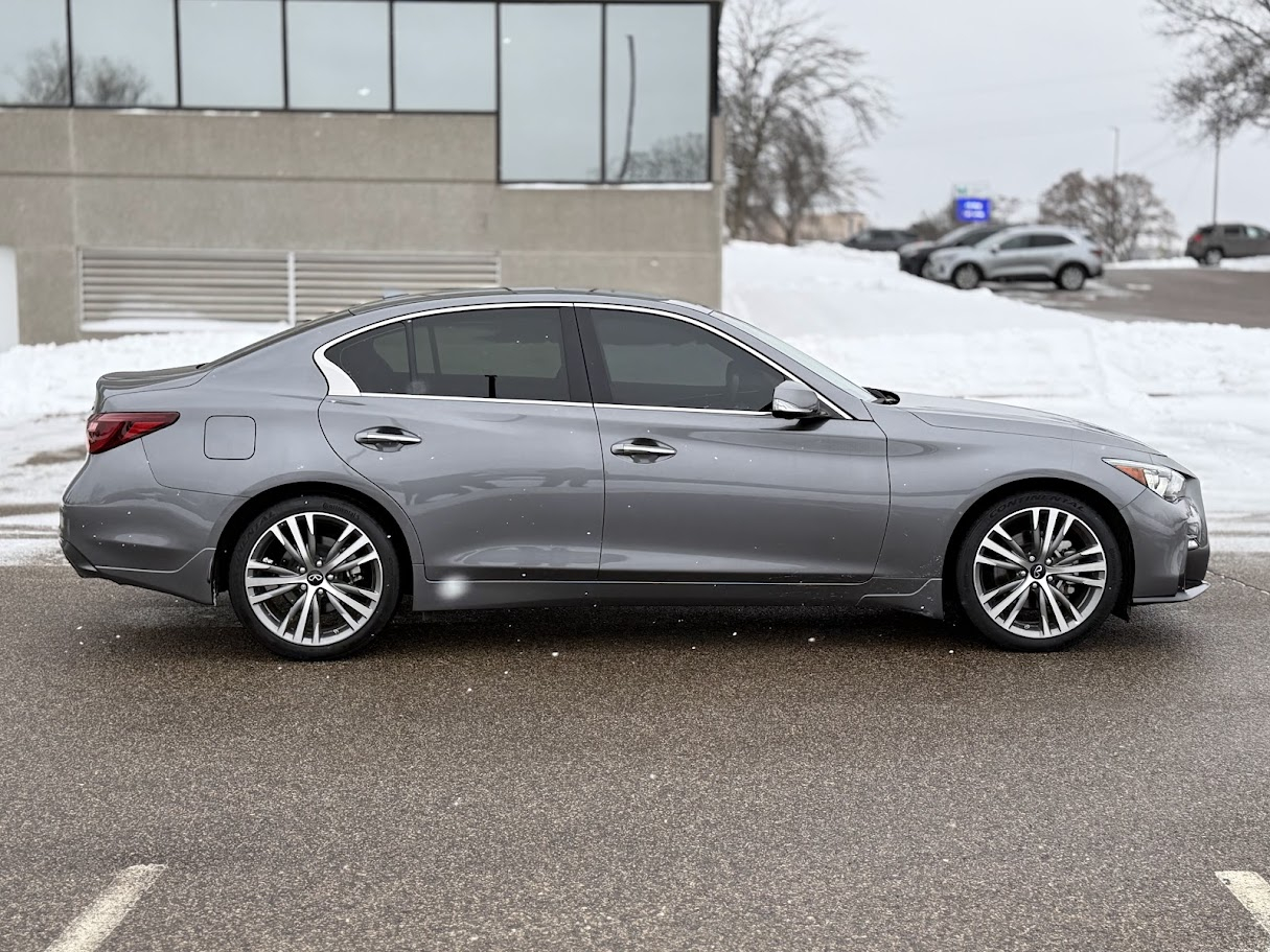Infiniti Q50 3.0t SENSORY AWD 2022
