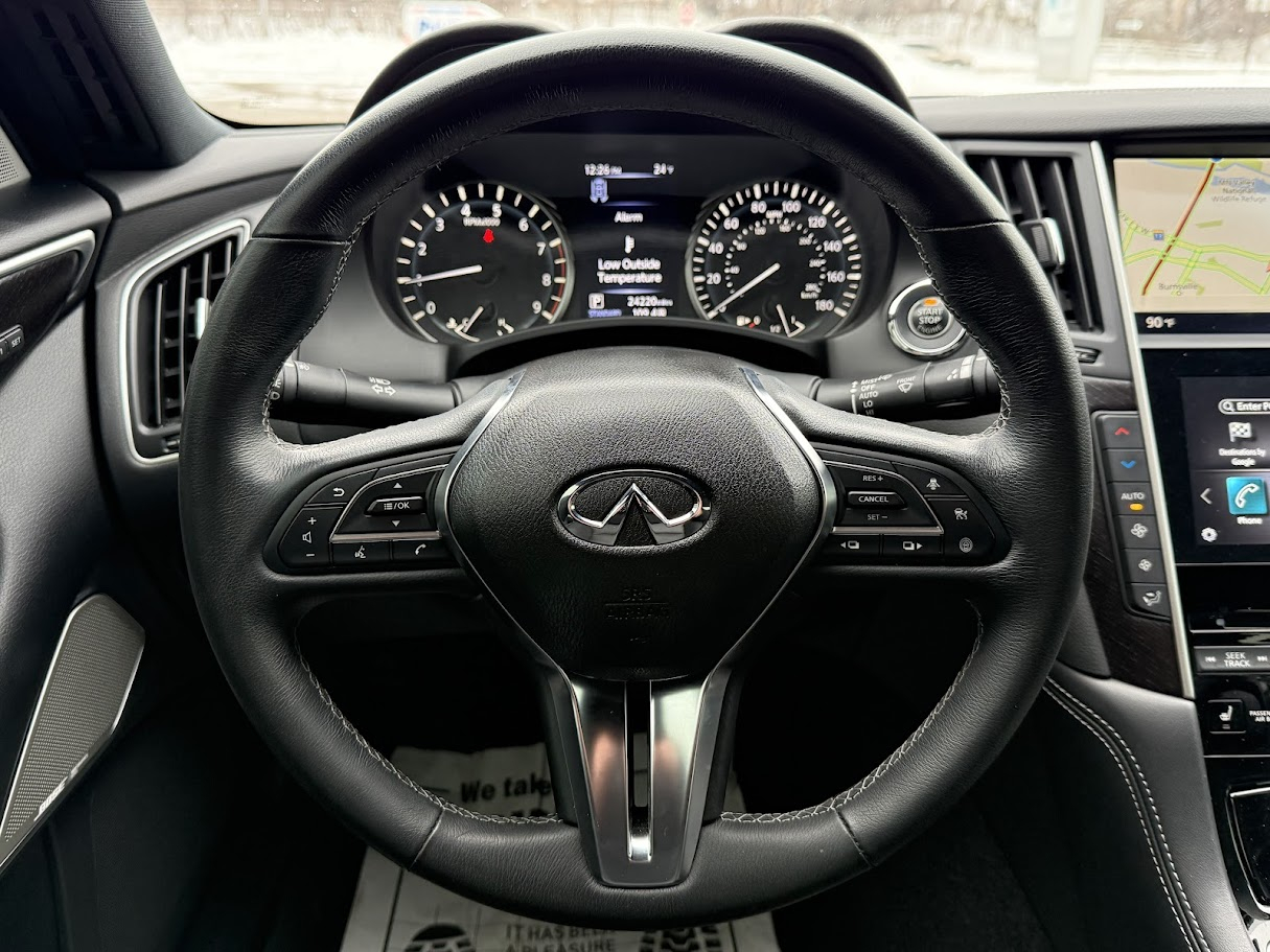 Infiniti Q50 3.0t SENSORY AWD 2022