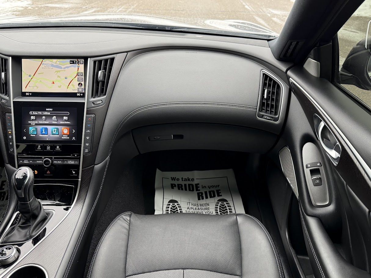 Infiniti Q50 3.0t SENSORY AWD 2022