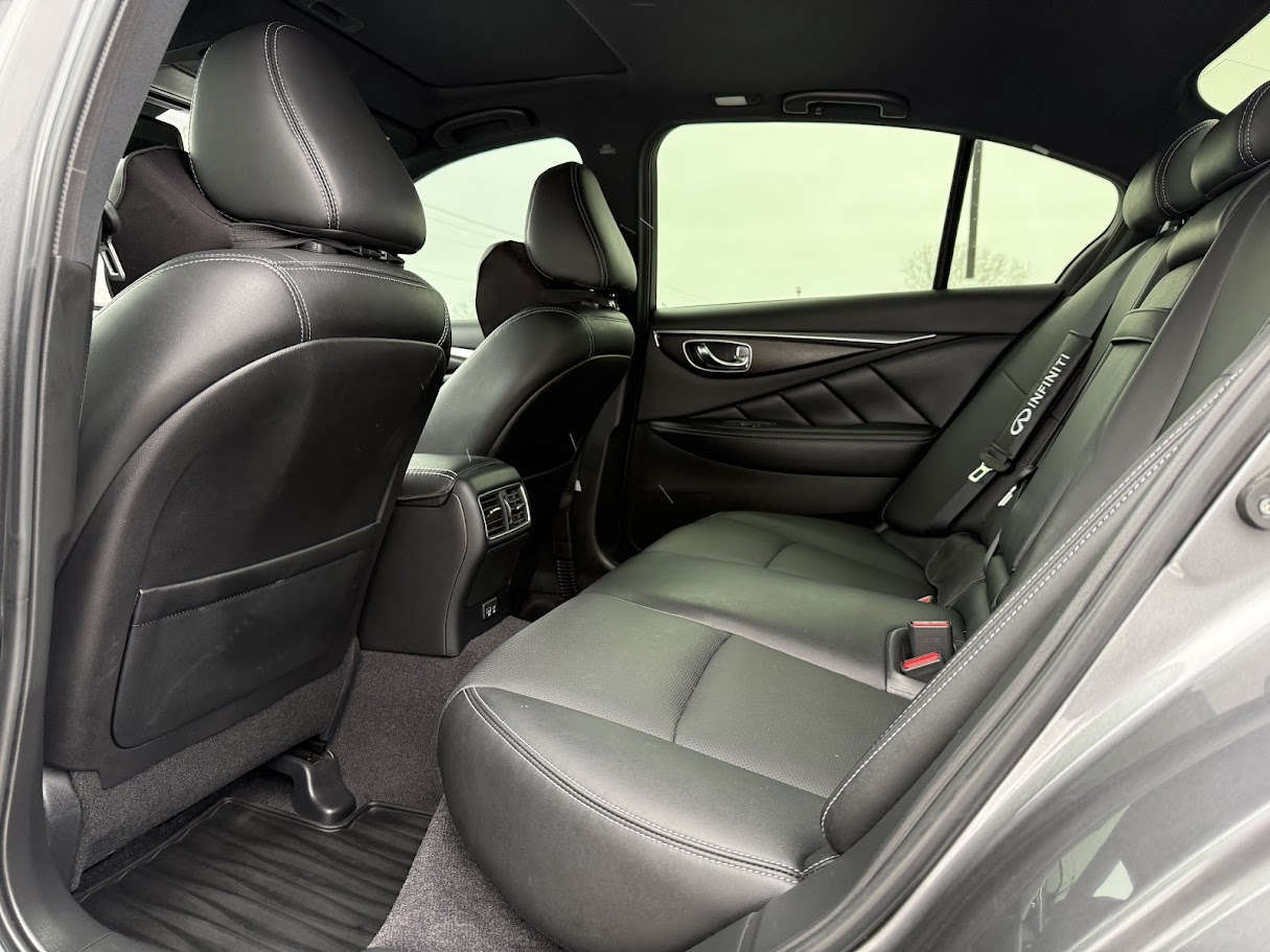 Infiniti Q50 3.0t SENSORY AWD 2022