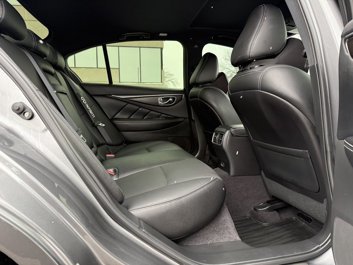 Infiniti Q50 3.0t SENSORY AWD 2022